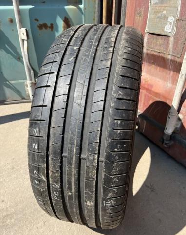 Pirelli P Zero PZ4 285/40 R22