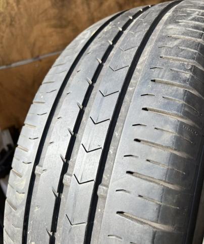 Continental ContiPremiumContact 5 215/65 R16