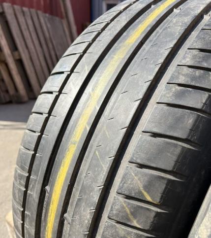 Michelin Pilot Sport 4 275/50 R21