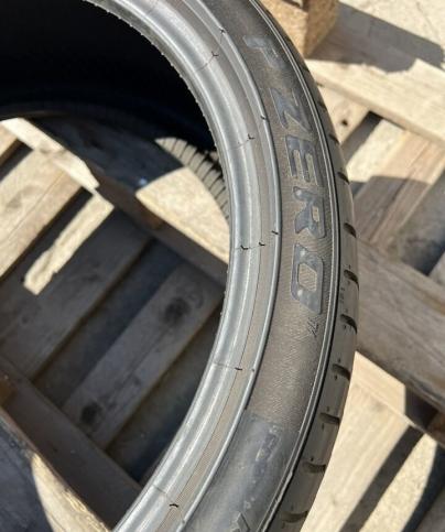 Pirelli P Zero PZ4 235/35 R19