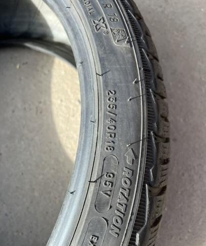 Michelin Pilot Alpin 5 235/40 R18