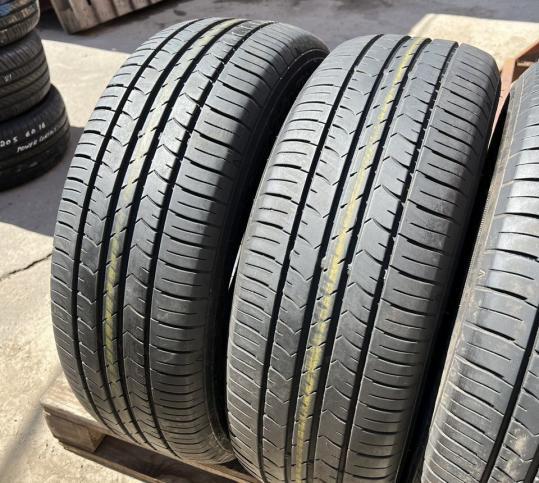 Goodyear EfficientGrip Eco EG01 215/60 R16
