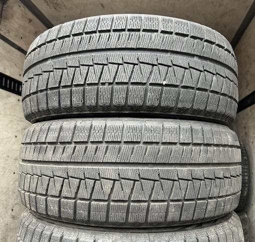 Bridgestone Blizzak Revo GZ 215/50 R17