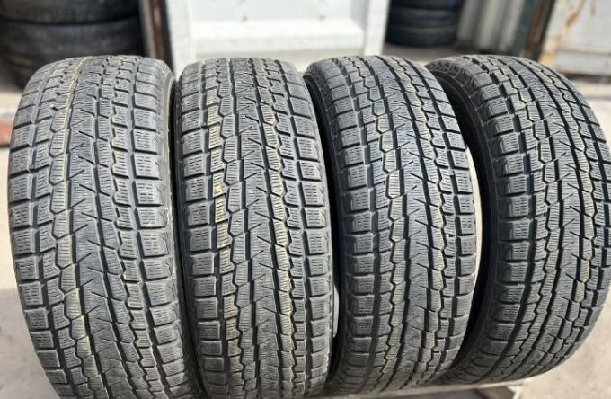 Yokohama Ice Guard SUV G075 235/55 R20