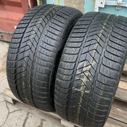 Pirelli Winter Sottozero 3 275/35 R19