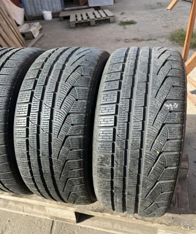 Pirelli Winter Sottozero 210 Serie II 245/40 R18