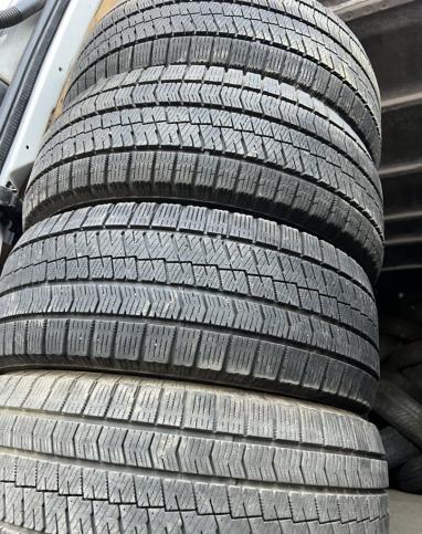 Bridgestone Blizzak VRX2 205/55 R16