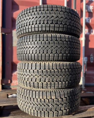 Yokohama Guardex F700S 205/55 R16