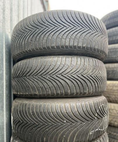 Michelin Alpin 5 215/60 R16