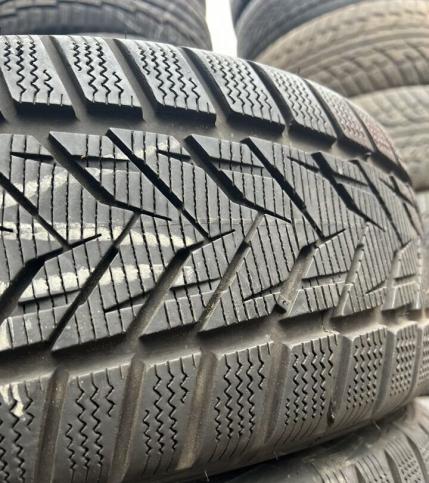 Vredestein Wintrac Xtreme S 215/60 R16