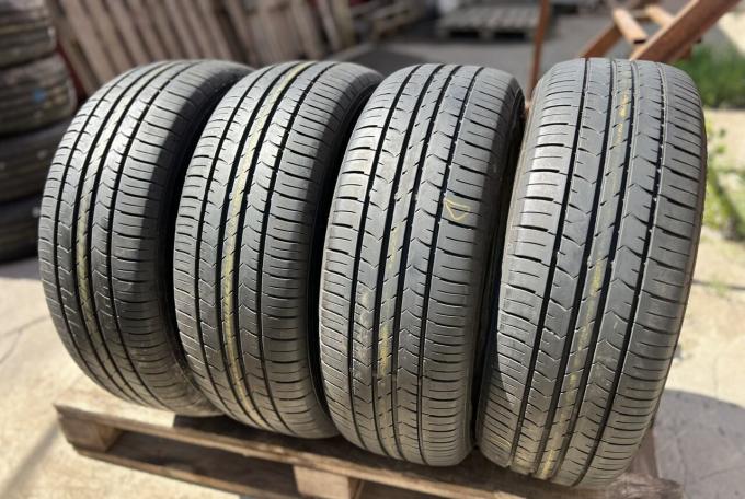 Goodyear EfficientGrip Eco EG01 215/60 R16