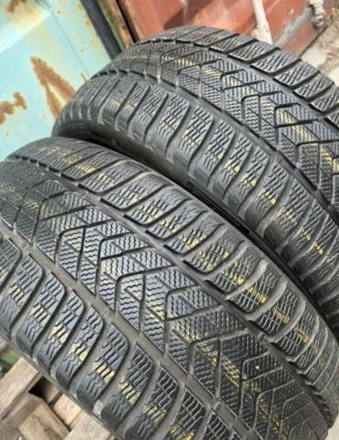 Pirelli Winter Sottozero 3 255/35 R21