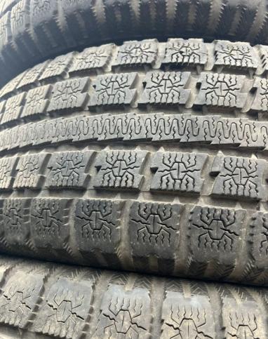 Toyo Garit G4 215/60 R16