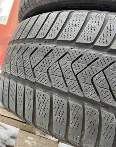 Pirelli Winter Sottozero 3 255/40 R20