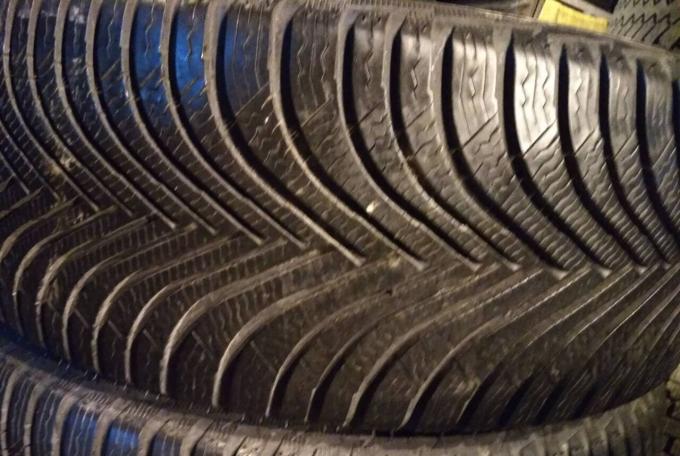 Michelin Alpin 5 215/55 R17