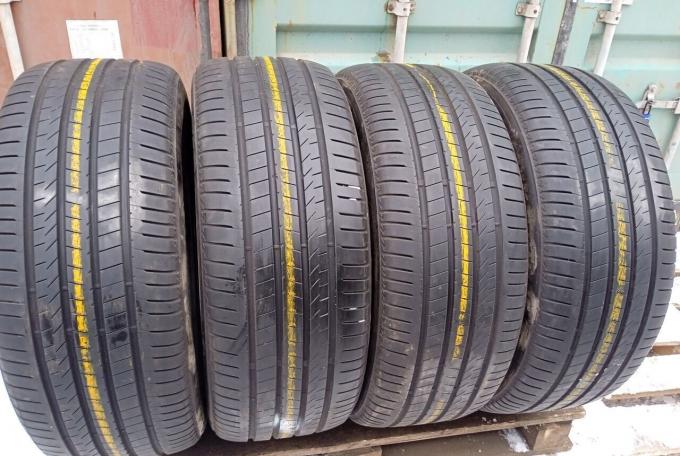 Bridgestone Alenza 001 285/45 R22