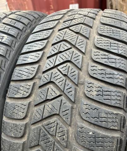 Pirelli Winter Sottozero 3 225/45 R18