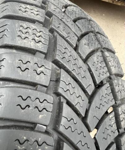 Vredestein ComTrac Winter 205/65 R16C