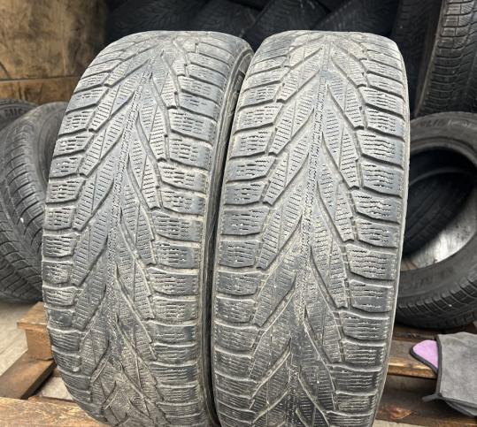 Nokian Tyres Hakkapeliitta R2 215/65 R17