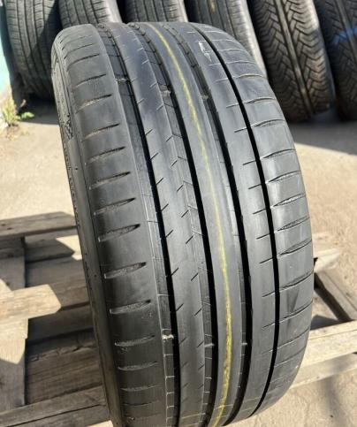 Michelin Pilot Sport 4 S 275/40 R22