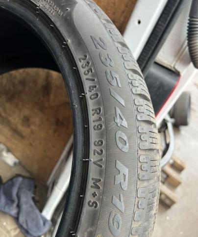 Pirelli Winter Sottozero 240 Serie II 235/40 R19