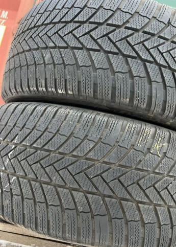 Bridgestone Blizzak LM-005 255/40 R20