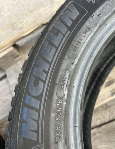 Michelin Alpin 5 205/60 R16