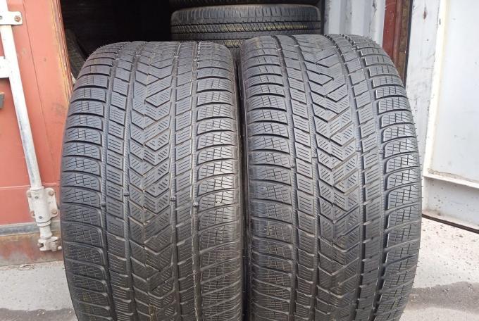 Pirelli Scorpion Winter 325/40 R22