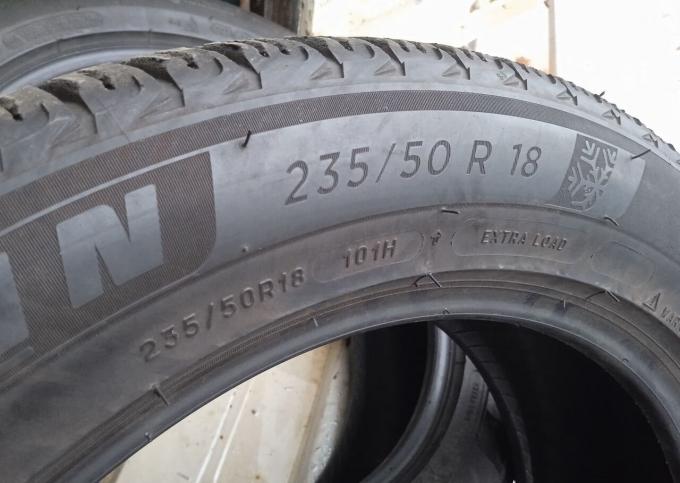 Michelin X-Ice 3 235/50 R18