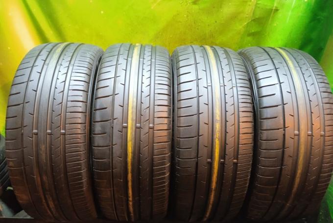 Dunlop SP Sport Maxx 050+ 235/50 R18