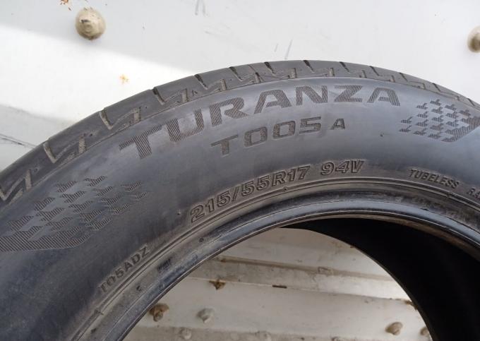 Bridgestone Turanza T005A 215/55 R17