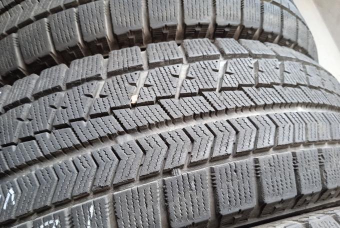 Bridgestone Blizzak VRX 185/65 R15