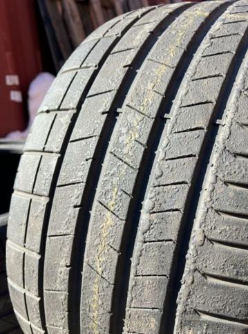 Pirelli P Zero PZ4 305/30 R20