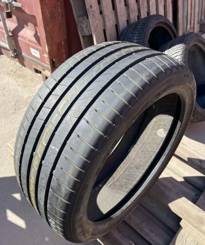 Bridgestone Turanza T005 285/35 R22