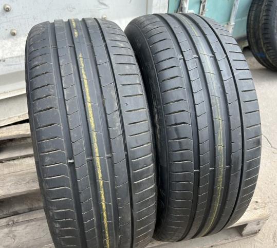 Pirelli P Zero PZ4 245/45 R19