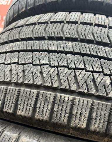 Bridgestone Blizzak VRX2 245/50 R18