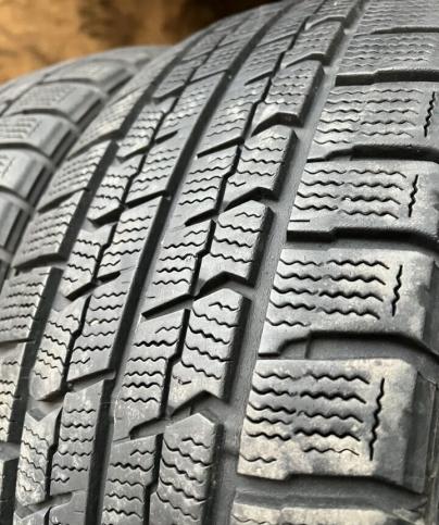 Goodyear Ice Navi Zea II 215/60 R16