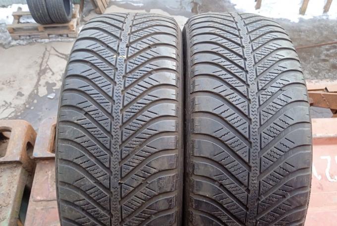 Goodyear Vector 4Seasons 205/60 R16