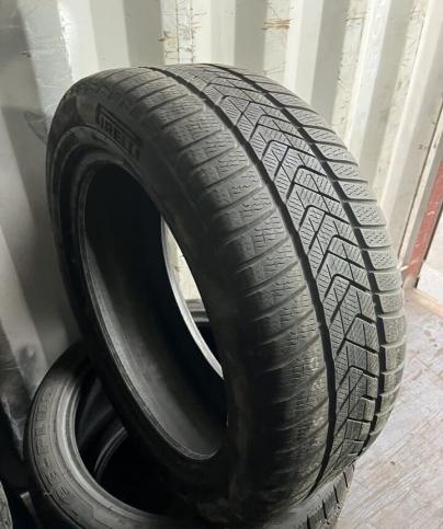 Pirelli Scorpion Winter RFT 275/45 R20