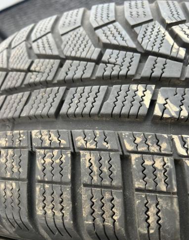 Hankook Winter I'Cept Evo2 W320 225/55 R17