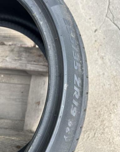 Pirelli P Zero PZ4 255/35 R19