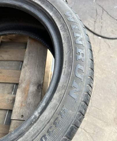 Winrun R330 215/55 R17