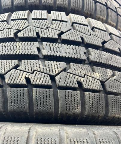 Toyo Observe Garit GIZ 205/55 R16