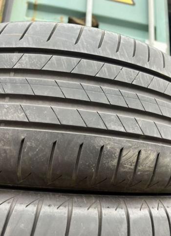 Bridgestone Turanza T005 225/50 R18