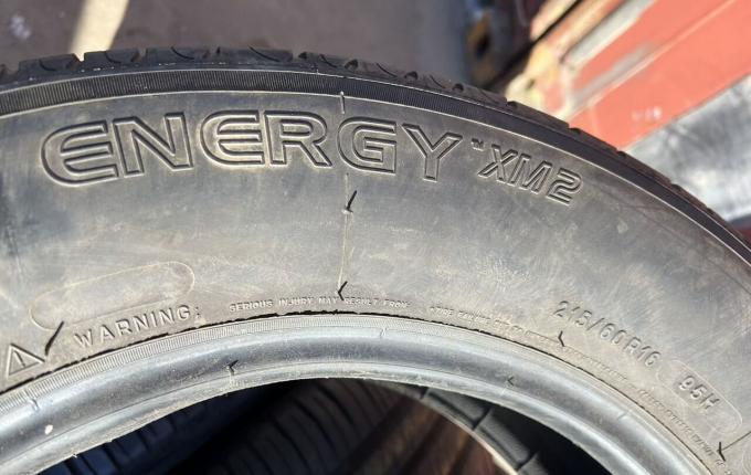 Michelin Energy XM2 215/60 R16