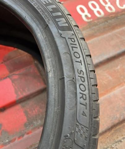 Michelin Pilot Sport 4 235/40 R18