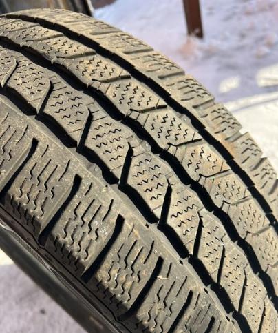 Continental VanContact Winter 215/65 R16C