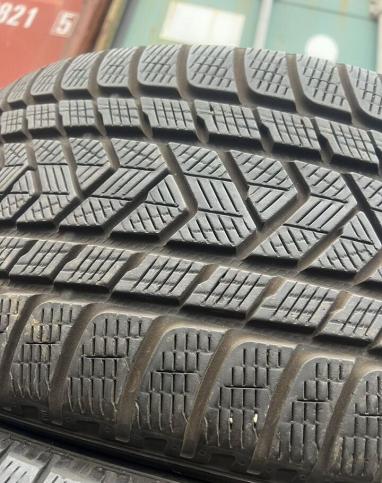 Pirelli Scorpion Winter 275/45 R21