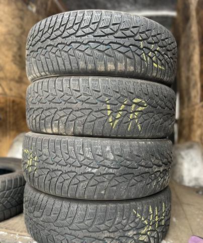 Nokian Tyres WR D4 215/65 R16