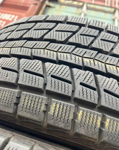 Dunlop Winter Maxx SJ8 265/60 R18